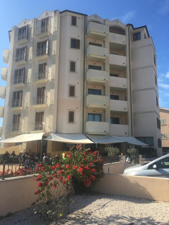 Boutique Apartment Vista Sul Parco Олбия Екстериор снимка